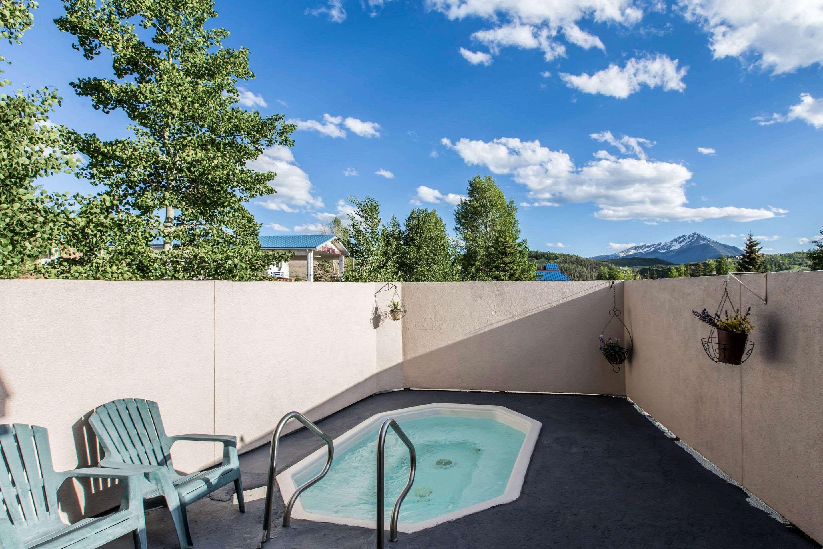 Quality Inn And Suites Silverthorne - Copper Mountain Exterior foto